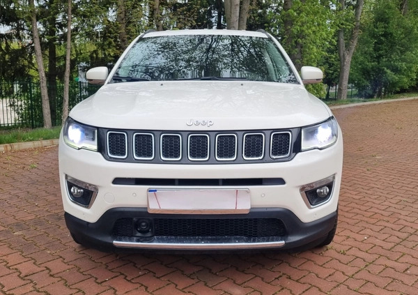 Jeep Compass cena 65900 przebieg: 101000, rok produkcji 2018 z Koło małe 379